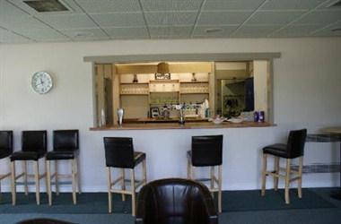 Woodstock Club в Sittingbourne, GB1