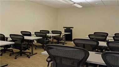 BusinesSuites Oyster Point em Newport News, VA