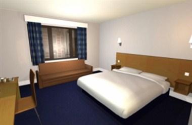 Travelodge Aberdeen Central in Aberdeen, GB2