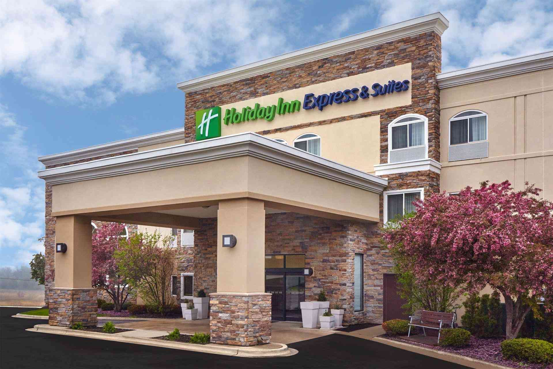 Holiday Inn Express & Suites Chicago-Libertyville a Libertyville, IL