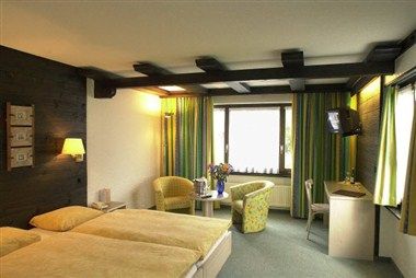 รูปสถานที่จัดงาน