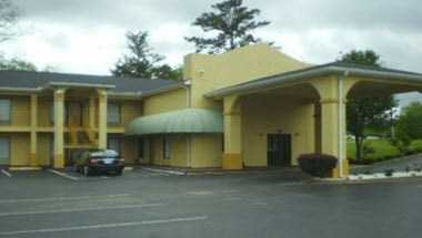 Econo Lodge Inn and Suites Evergreen в Evergreen, AL