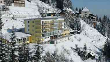 Sonnenhotel Zaubek a Treffen, AT