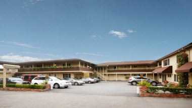 Best Western Carmel's Town House Lodge in Carmel, CA