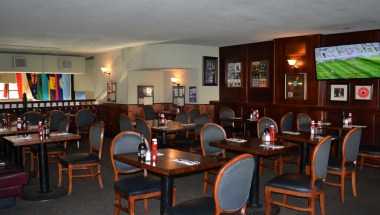 Brit's Pub в Minneapolis, MN