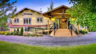 Hotel & Condos Le Montagnard в Sutton, QC