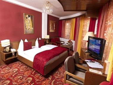 รูปสถานที่จัดงาน