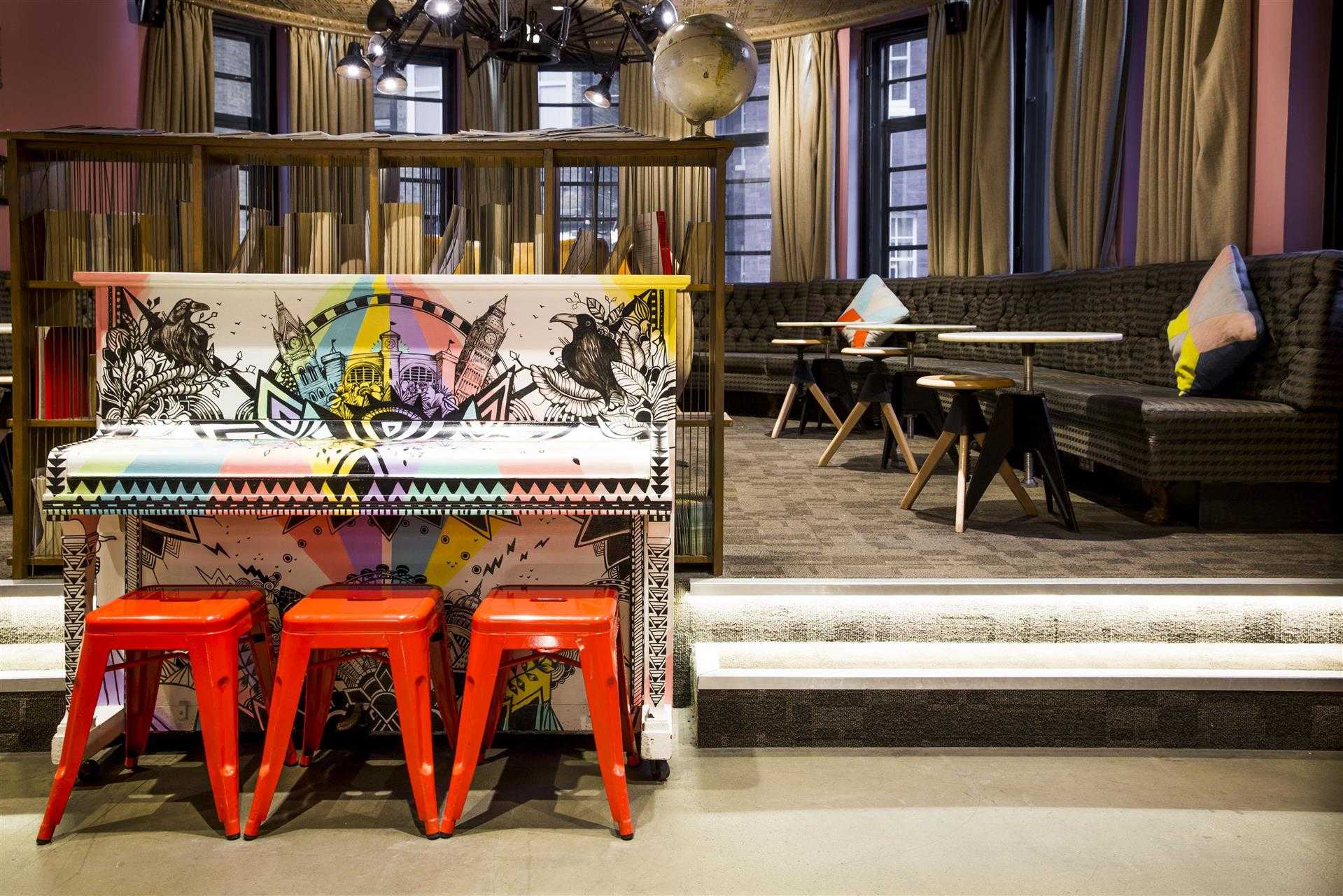 Generator London a Holborn, GB1