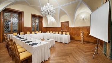 EA Castle hotel Hruba Skala, Turnov, CZ