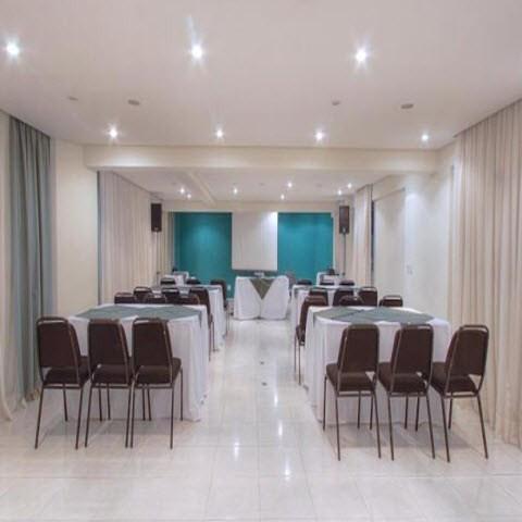 Hotel Harbor Self Saint Emilion en Curitiba, BR