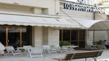 Hotel Continentale image