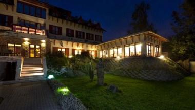 To Wellness Hotel image