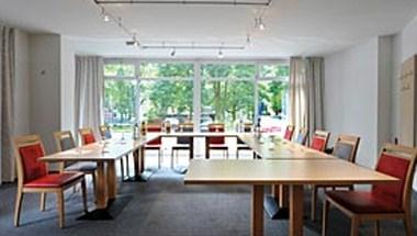 Petul Apart Hotel -Am Ruhrbogen i Bochum, DE