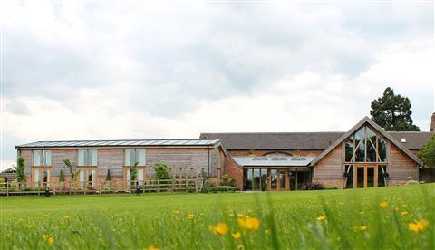 Mythe Barn in Atherstone, GB1