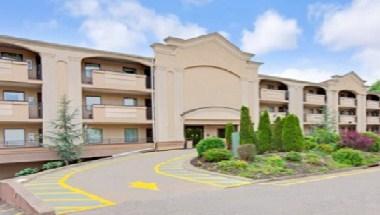 Travelodge by Wyndham Parsippany image