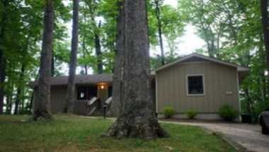 Lake Cumberland State Resort Park a Jamestown, KY