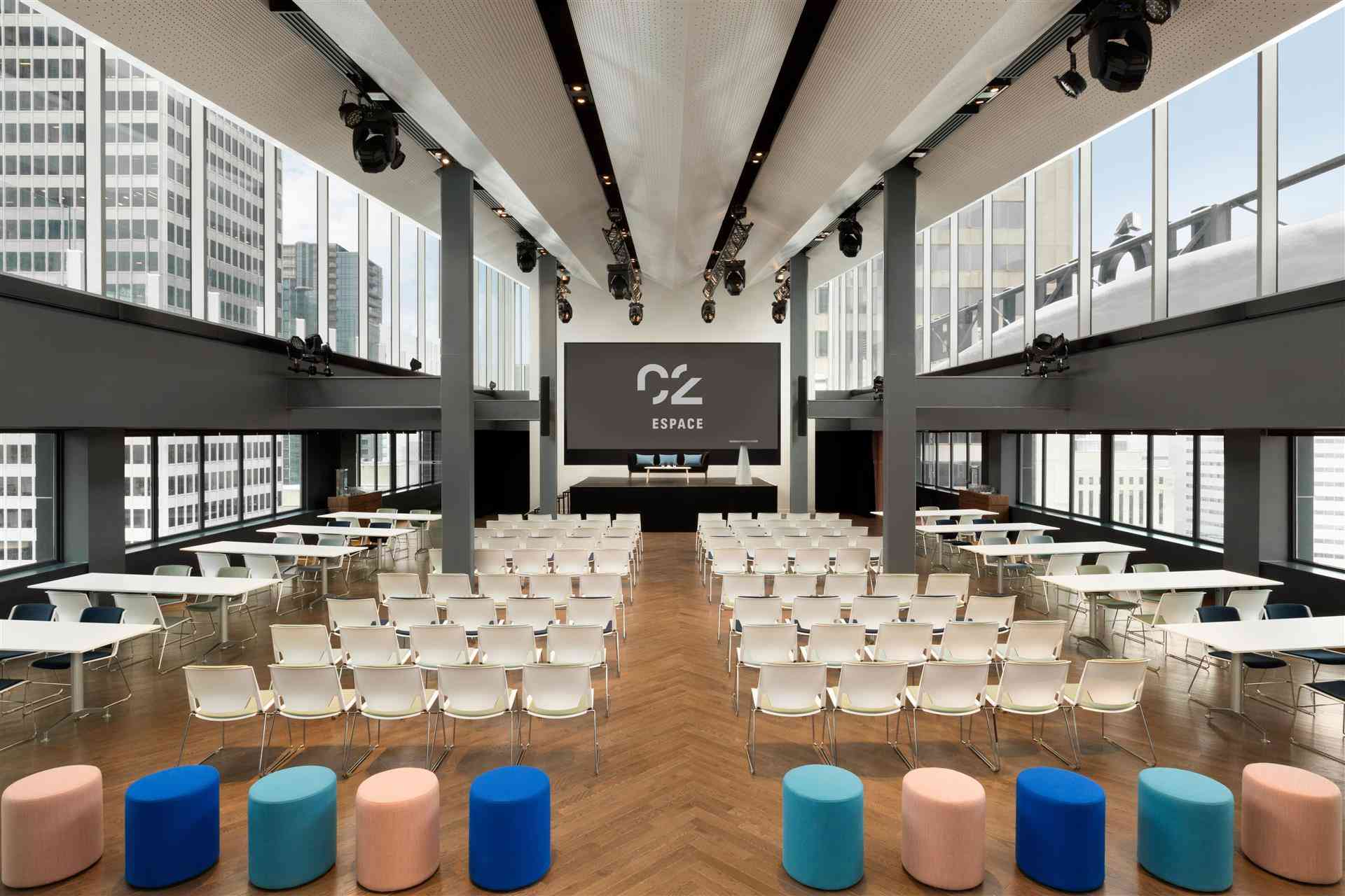 Fairmont The Queen Elizabeth в Montreal, QC