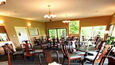 The Winery at Wolf Creek i Norton, OH