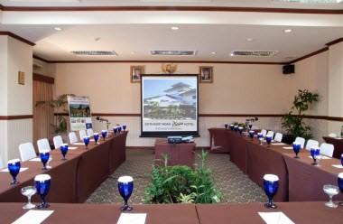 Prime Plaza Hotel Purwakarta in karawang, ID