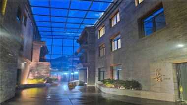 The Emperor Qianmen a Beijing, CN