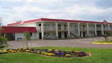 Red Carpet Inn in Culpeper em Culpeper, VA