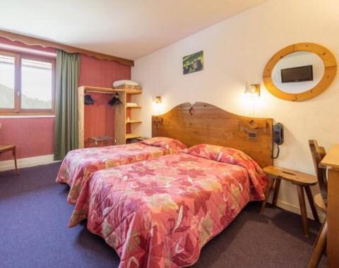 Hotel le Soleil à Mijoux, FR