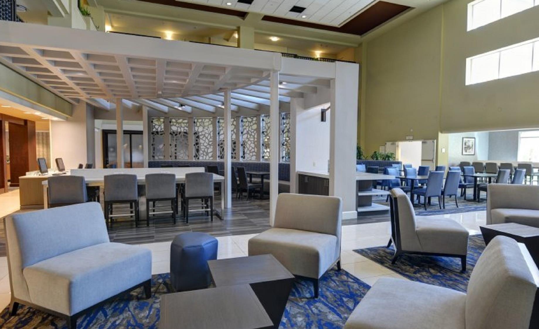 Embassy Suites by Hilton Valencia image
