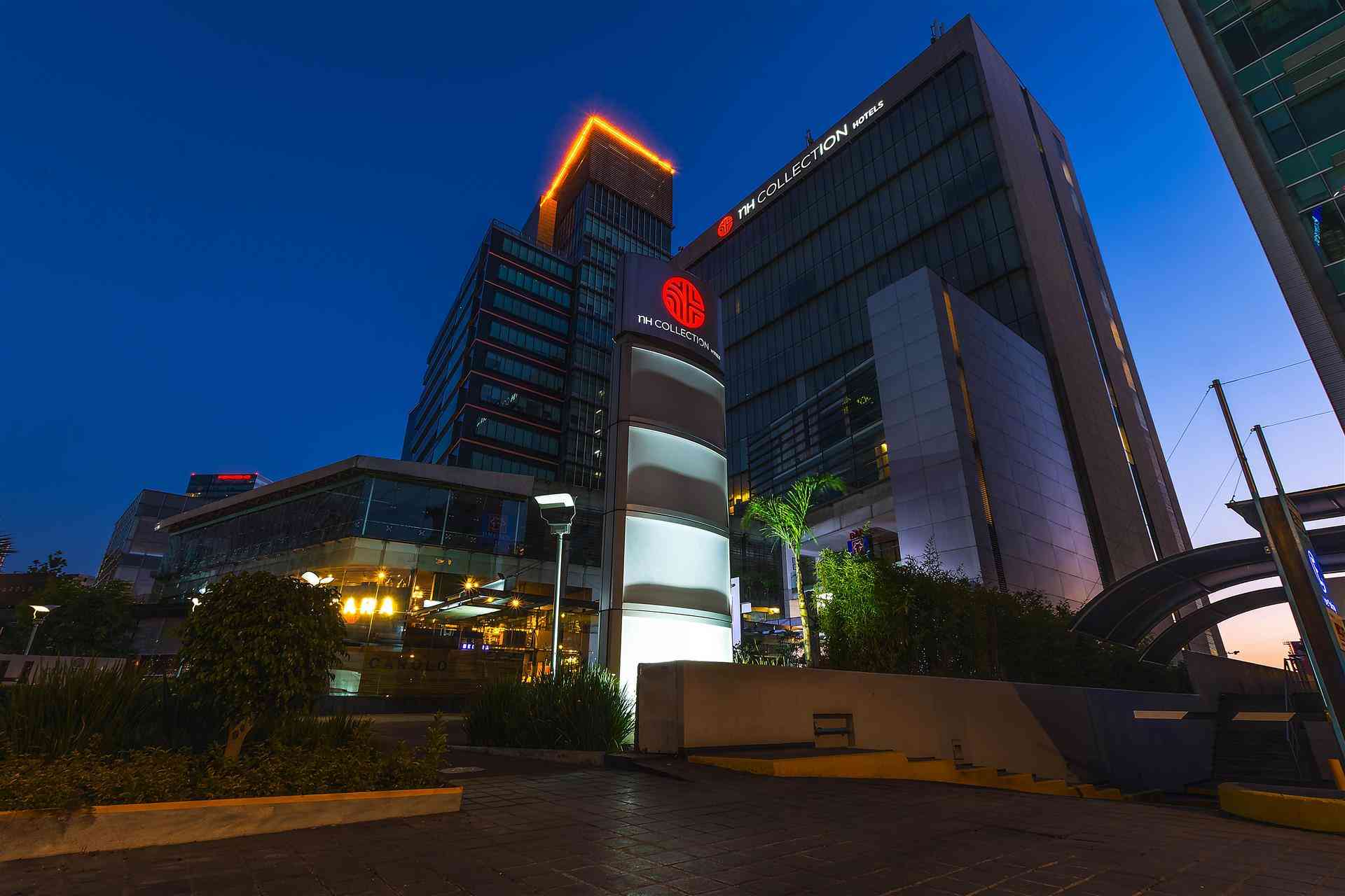 NH Collection Mexico City Santa Fe a Mexico City, MX