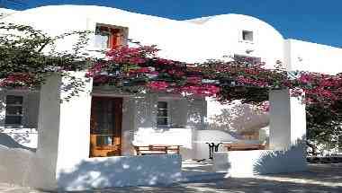 Meltemi Village Hotel в Perissa, GR