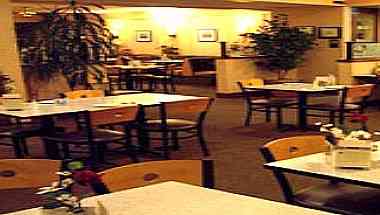 Buttercup Grill & Bar - Vallejo в Vallejo, CA