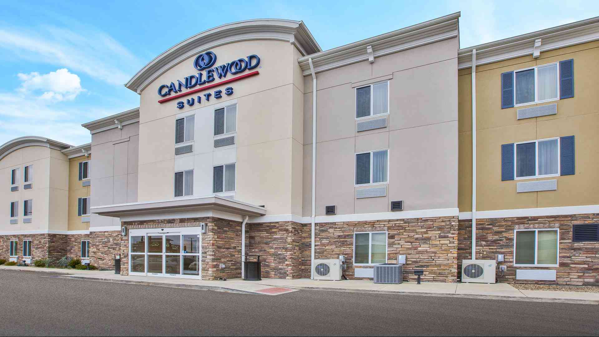 Candlewood Suites Morgantown - Univ West Virginia, Westover, WV