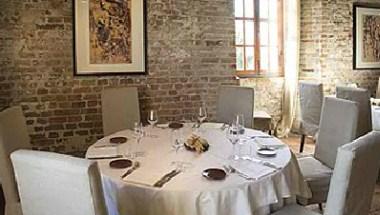 Enoteca Regionale Piemontese Cavour i Grinzane Cavour, IT