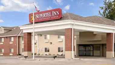 Supertel Inn & Conference Center in Creston, IA