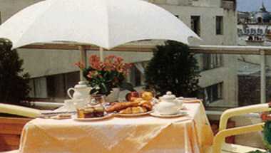 Bac St-Germain à Paris, FR