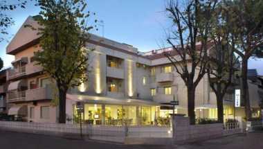 Hotel Nives i Riccione, IT