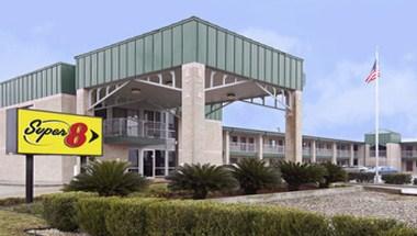 Super 8 by Wyndham Seguin image