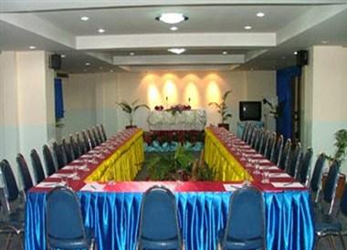 Hua Hin Bluewave Beach Resort in หัวหิน, TH