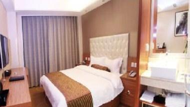 Super 8 by Wyndham Zhengzhou Railway Station Square a Zhengzhou, CN