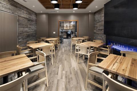 Delta Hotels Seattle Everett, Everett, WA