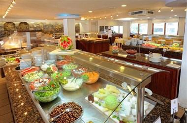 Malia Beach Hotel i Malia, GR