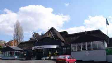 The Kingfisher Hotel i Kingswinford, GB1