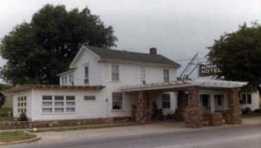 The Myers Hotel a Tonganoxie, DE