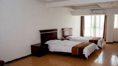 Super 8 by Wyndham Xian Feng Cheng Wu Lu Station Sai Gao in Xian, CN