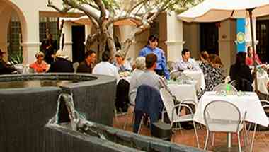 Courtyard Cafe в Phoenix, AZ