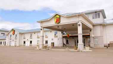 Super 8 by Wyndham Vermilion AB à Vermilion, AB