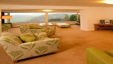 Soar Mill Cove Hotel в Kingsbridge, GB1