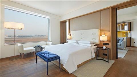 TEST-Six Sigma Hotel, SouthPole, AQ