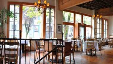 Serratto Restaurant & Bar в Portland, OR