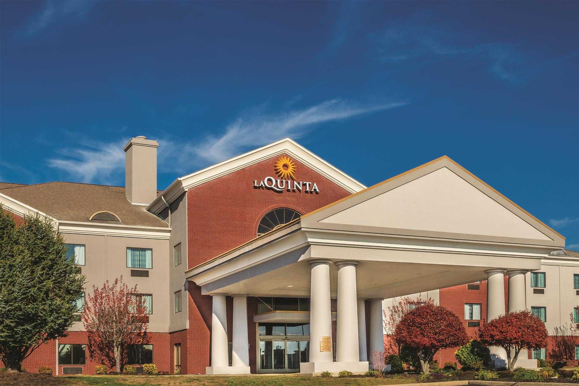 La Quinta Inn & Suites by Wyndham Loudon в Loudon, TN