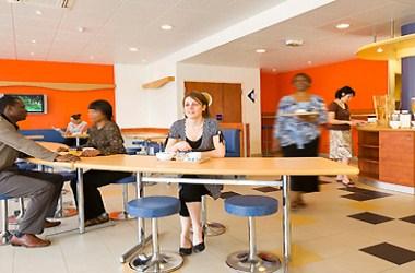 Ibis Budget Paris Porte De Pantin, Pantin, FR